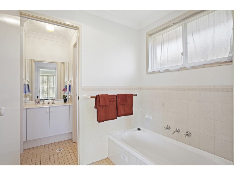 5 Green Close, Mardi NSW 2259