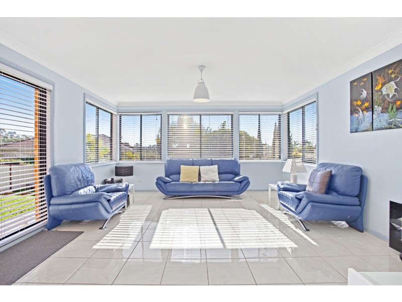 25 The Grove, Watanobbi NSW 2259