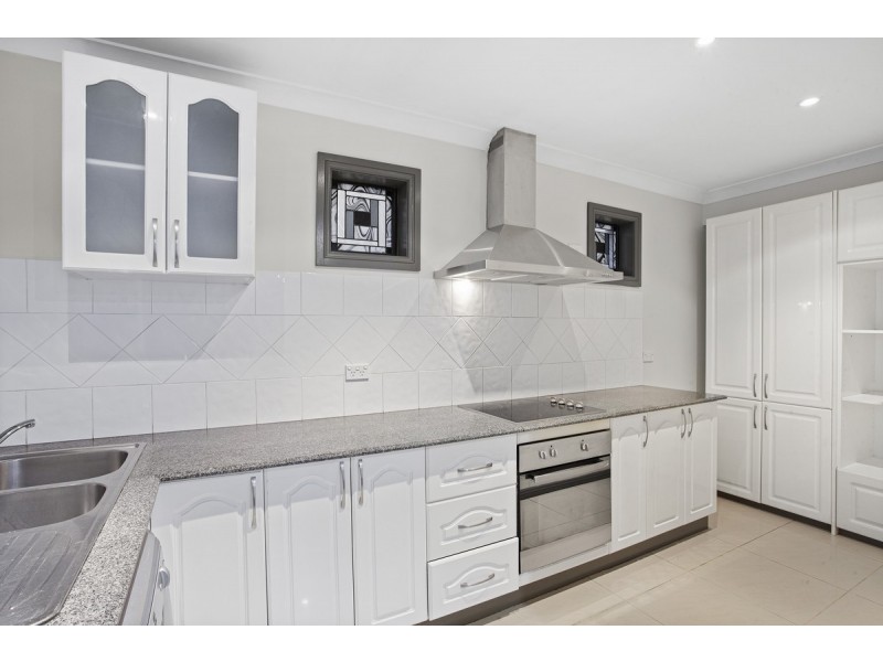 3/4 Heron Close, Watanobbi NSW 2259