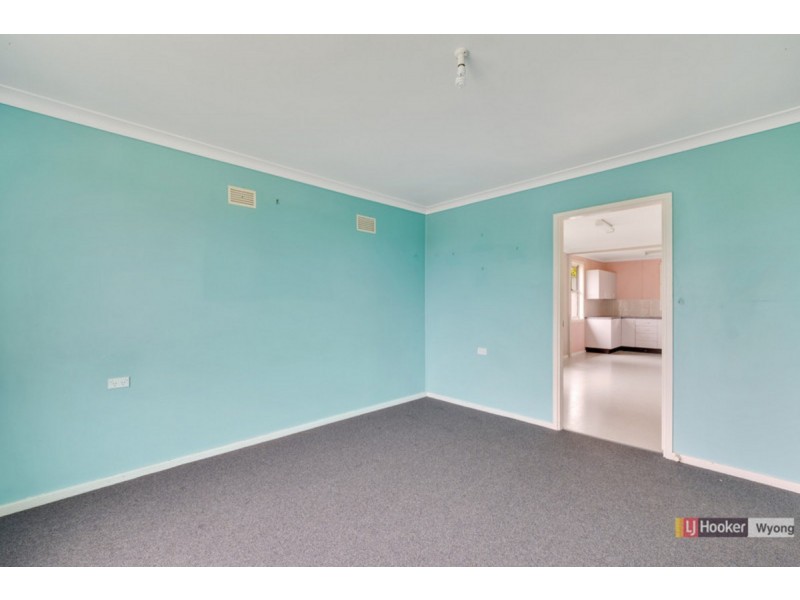 24 Owen Avenue, Wyong NSW 2259