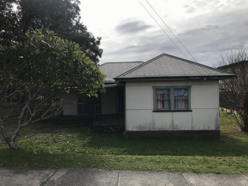 18 Warner Avenue, Wyong NSW 2259