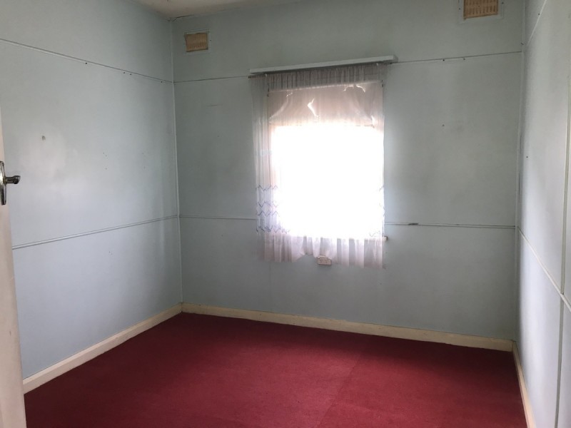 18 Warner Avenue, Wyong NSW 2259