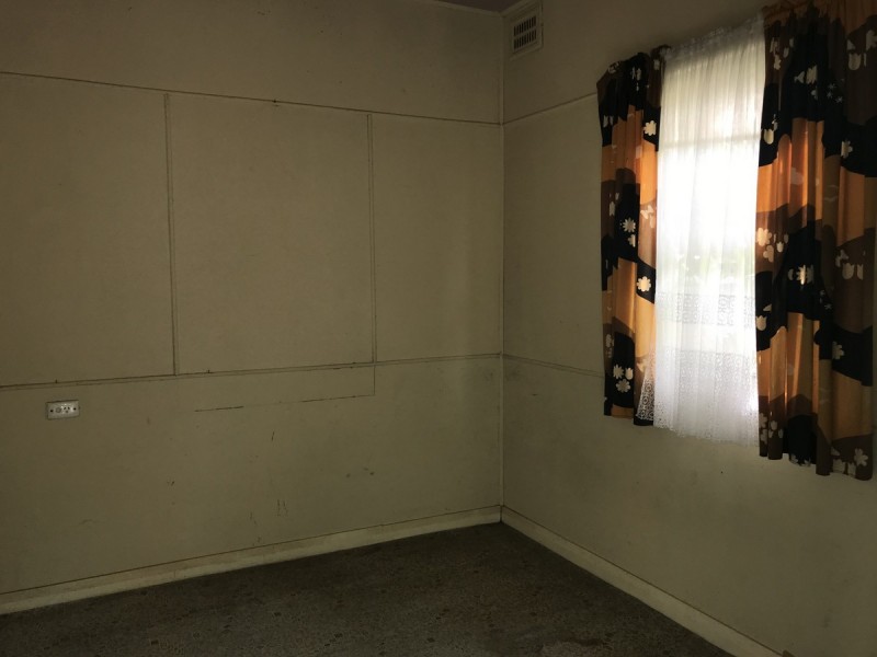 18 Warner Avenue, Wyong NSW 2259