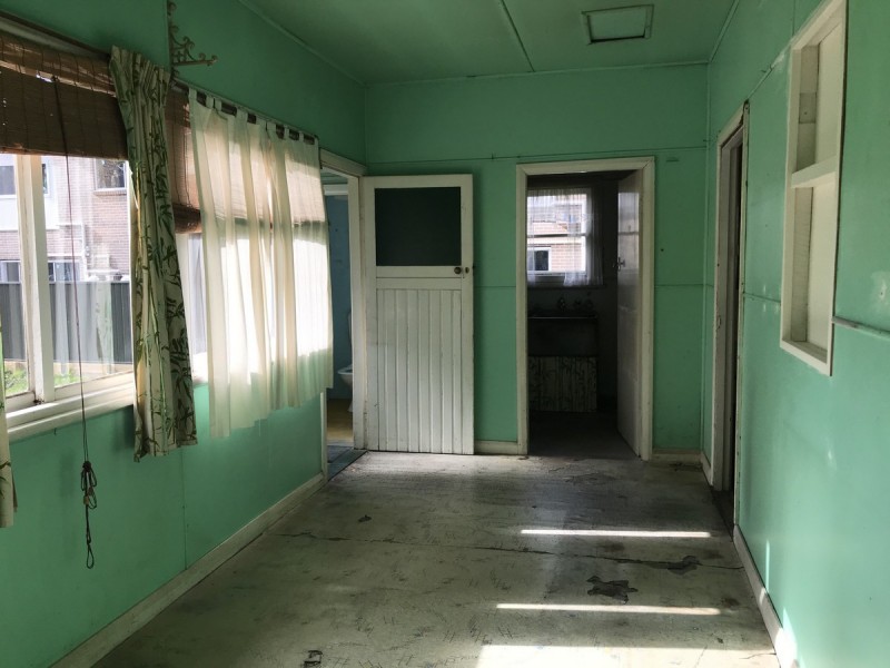 18 Warner Avenue, Wyong NSW 2259