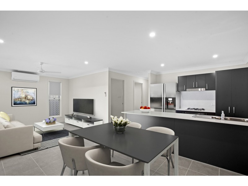 32 Creswell Street, Wadalba NSW 2259