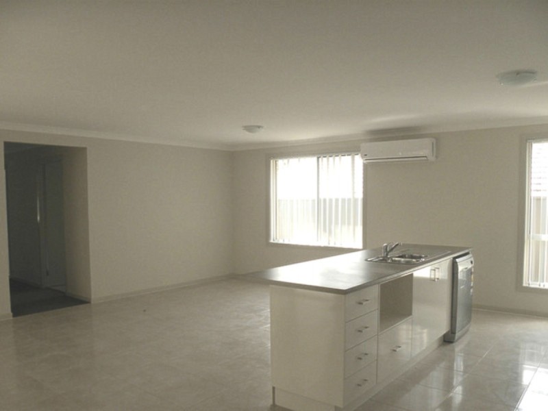 38 Melbourne Street, Wadalba NSW 2259