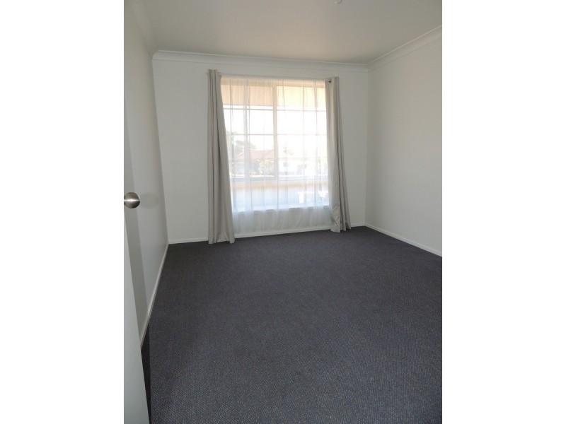 2/2 Arthur Drive, Wyong NSW 2259