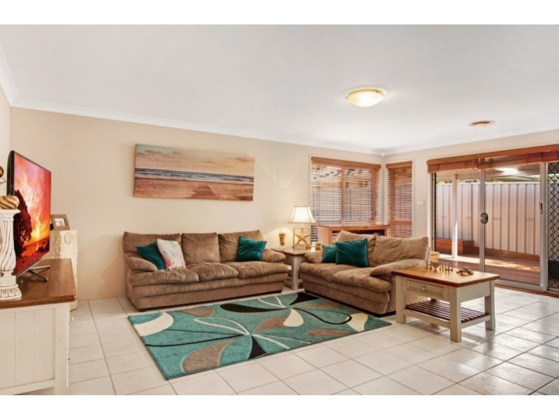 11 Capri Close, Woongarrah NSW 2259