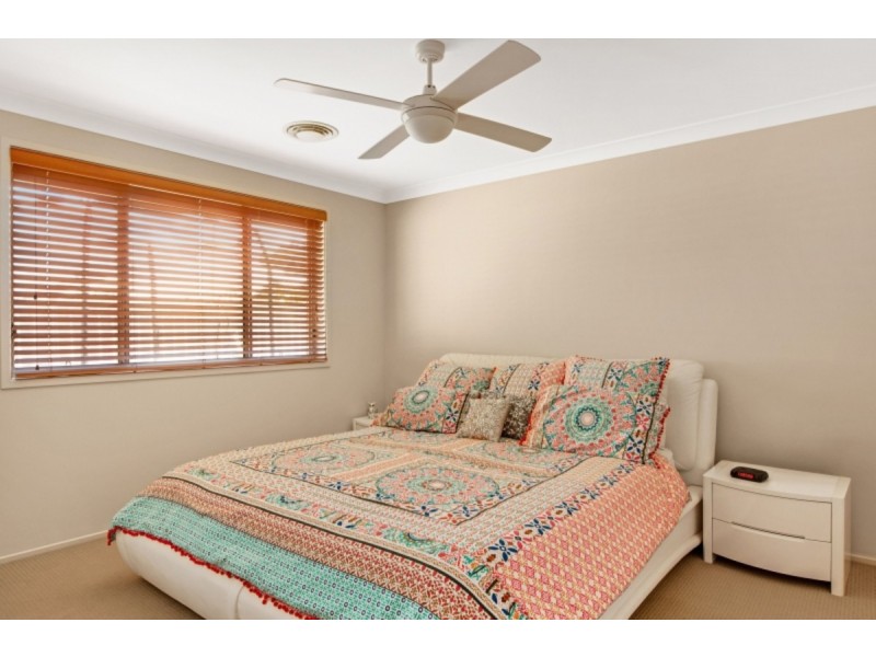 11 Capri Close, Woongarrah NSW 2259