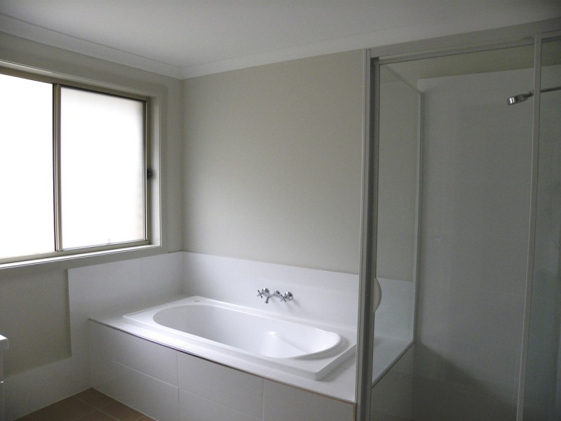 3 Creswell Street, Wadalba NSW 2259