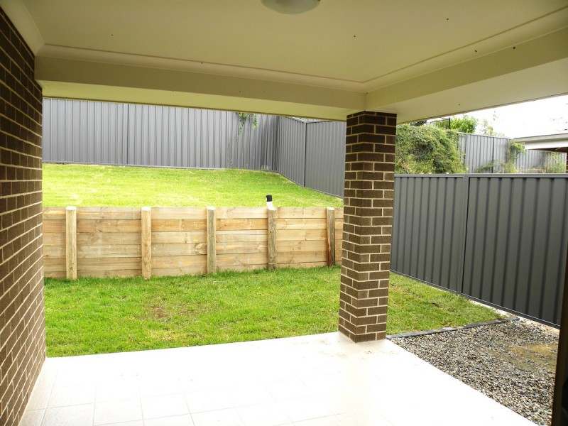 3 Creswell Street, Wadalba NSW 2259