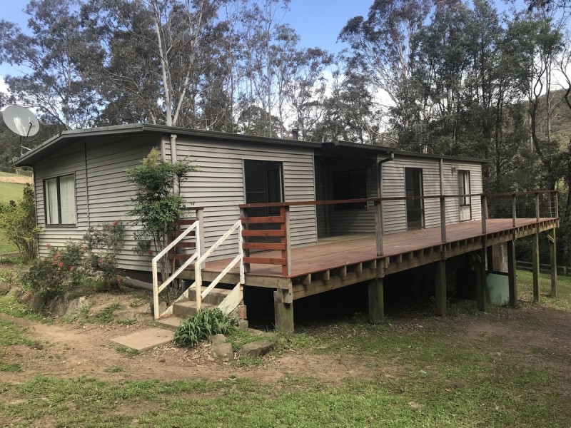 42 Chandlers Lane, Wyong Creek NSW 2259