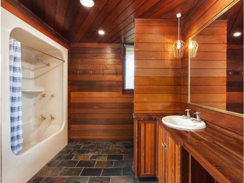 252 Tuggerawong Road, Tuggerawong NSW 2259