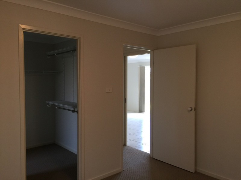 17 Connemara Street, Wadalba NSW 2259