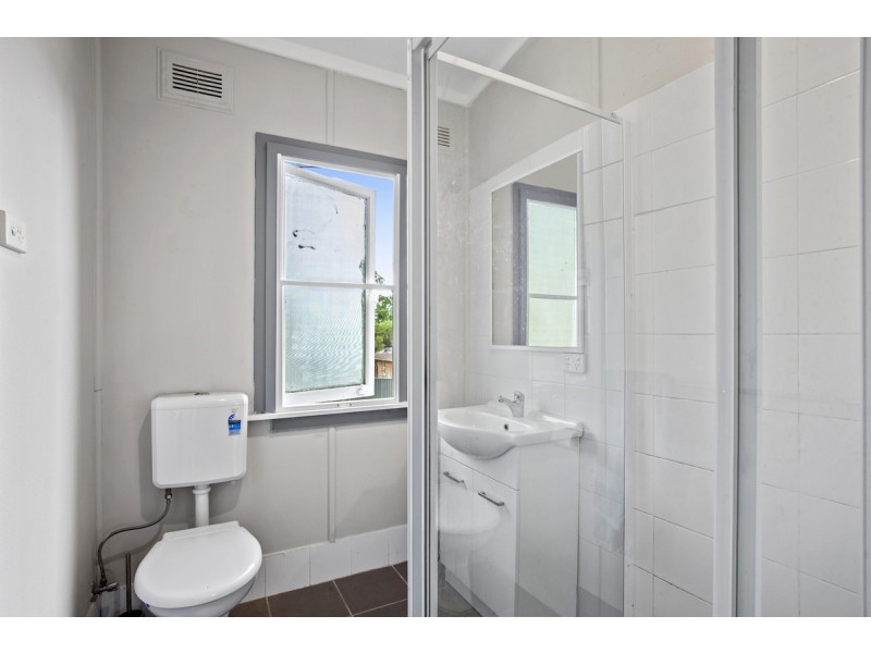2 Wakehurst Drive, Wyong NSW 2259