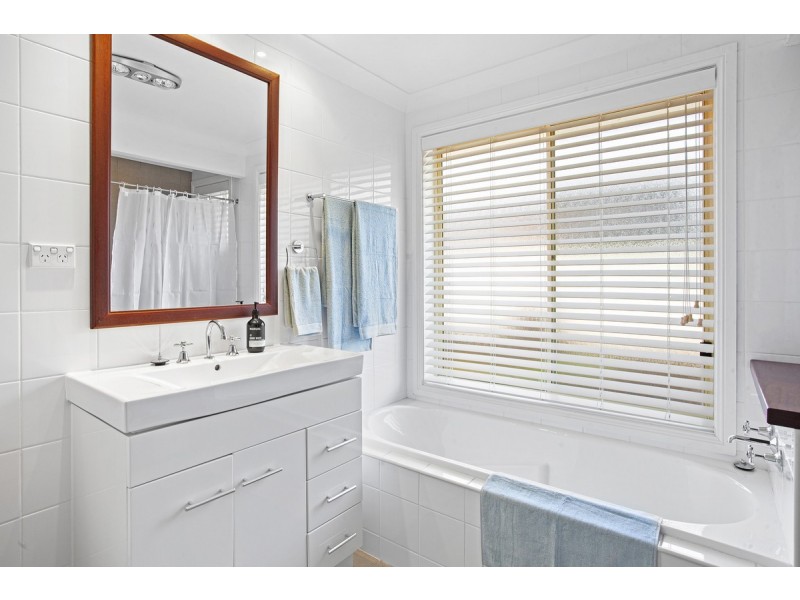 30 Braithwaite Road, Tacoma NSW 2259