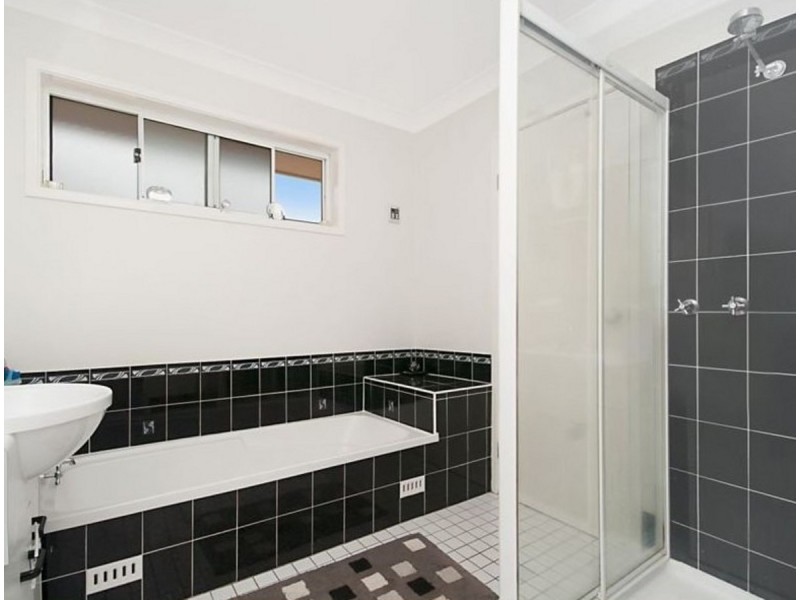 14 Meadow Road, Watanobbi NSW 2259