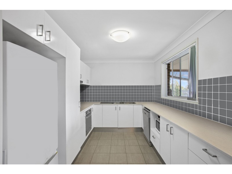 40 Raintree Terrace, Wadalba NSW 2259