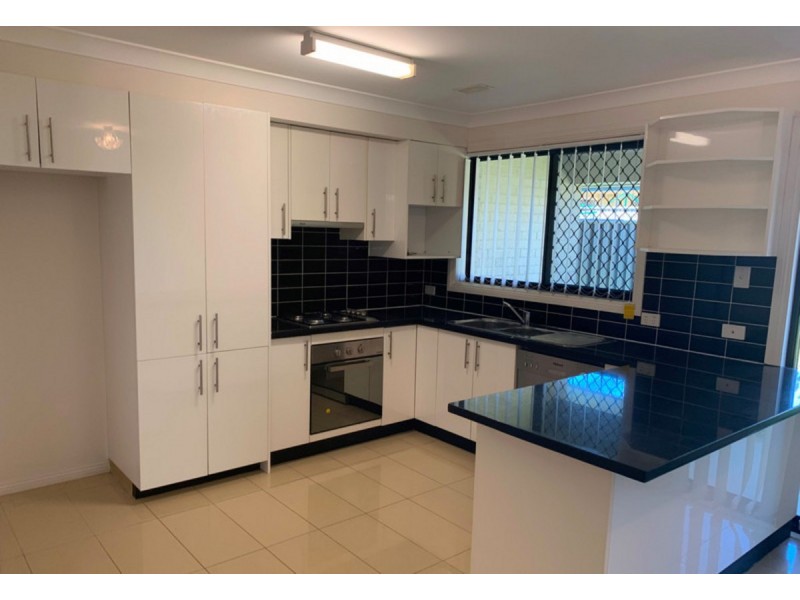 61 Clydesdale Street, Wadalba NSW 2259