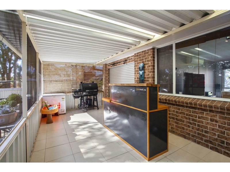 18 Farnol Place, Watanobbi NSW 2259