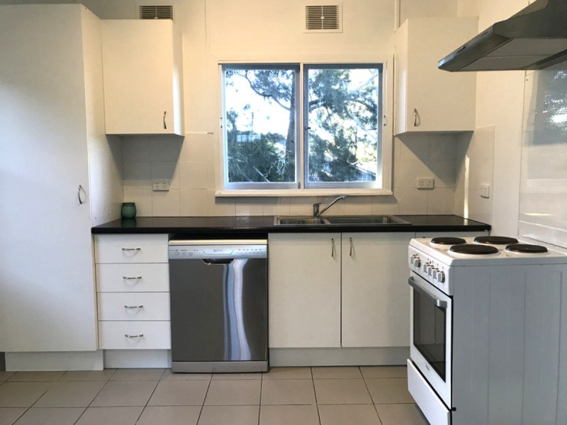 2 Wakehurst Drive, Wyong NSW 2259