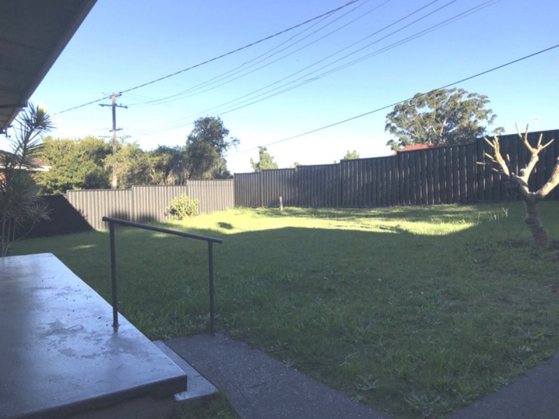 2 Wakehurst Drive, Wyong NSW 2259
