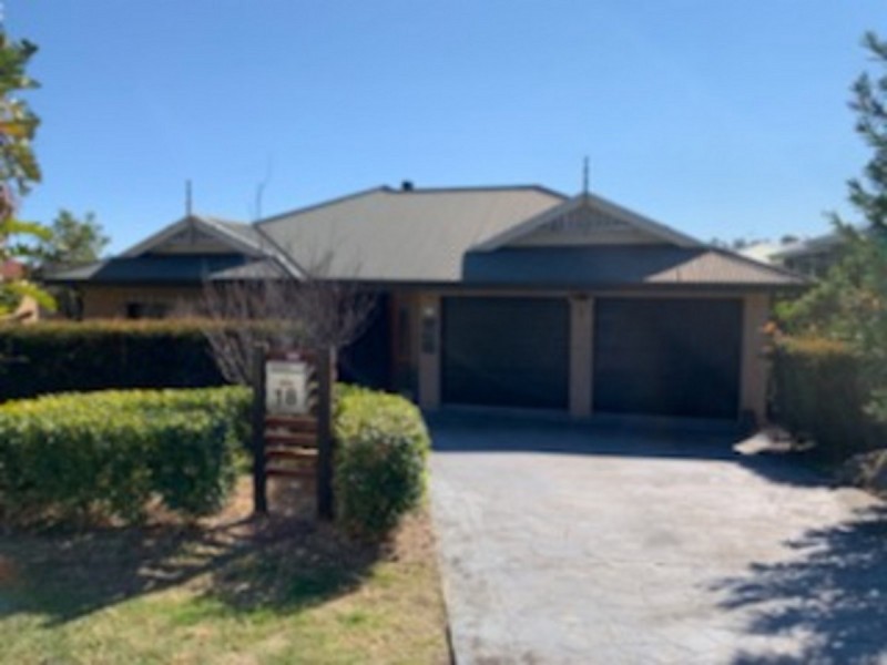 18 The Ridge, Wadalba NSW 2259