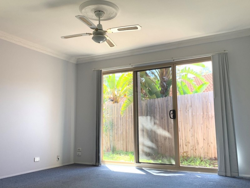 2 Windsong Place, Tuggerah NSW 2259