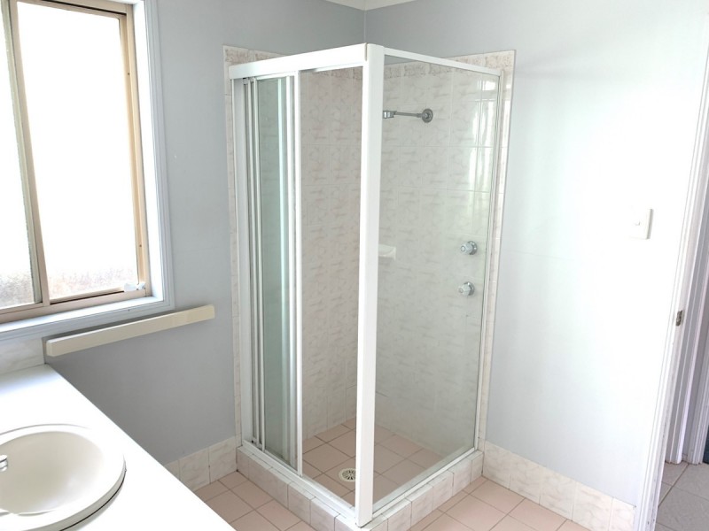 2 Windsong Place, Tuggerah NSW 2259