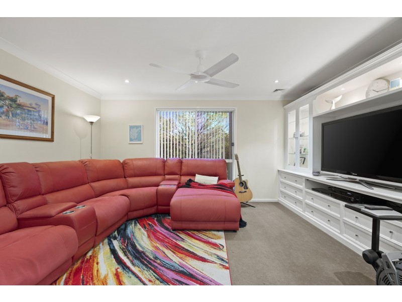 4 Lexington Avenue, Wadalba NSW 2259