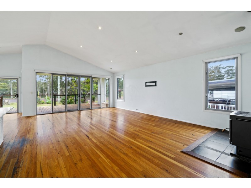 60 South Tacoma Road., Tacoma South NSW 2259