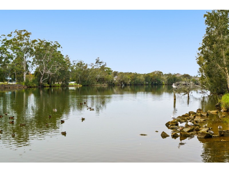 60 South Tacoma Road., Tacoma South NSW 2259