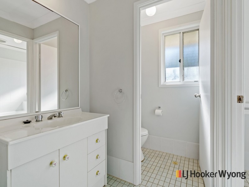 10 Oakehampton Court, Bateau Bay NSW 2261