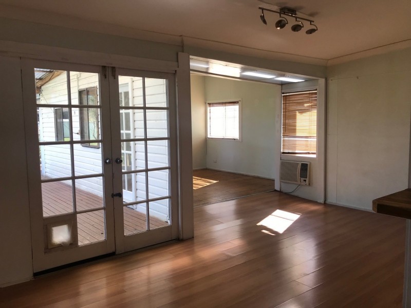 2 Rockleigh Street, Wyong NSW 2259