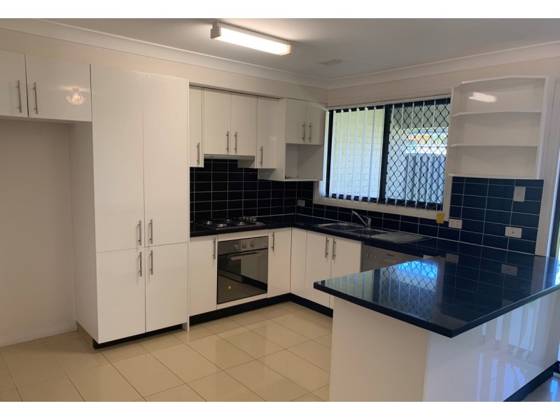 61 Clydesdale Street, Wadalba NSW 2259