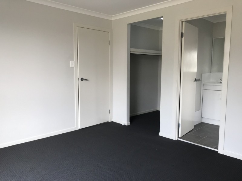 40 Melbourne Road, Wadalba NSW 2259