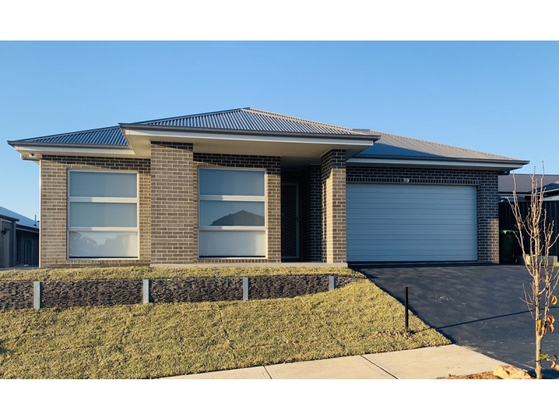 19 Gladioli Street, Hamlyn Terrace NSW 2259