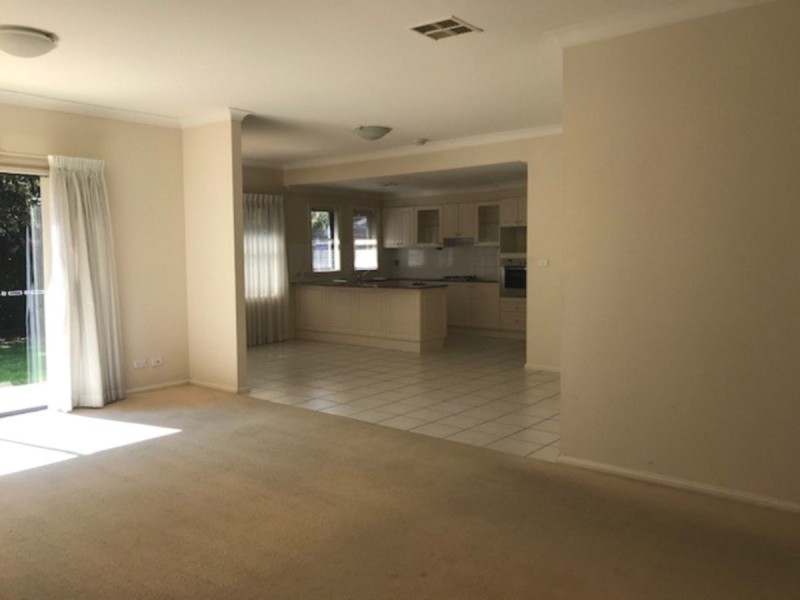 15 Greenwich Place, Mardi NSW 2259