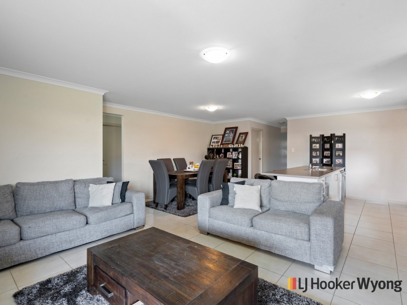 1 Oakmont Place, Woongarrah NSW 2259