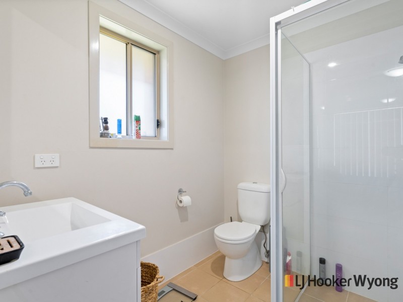 1 Oakmont Place, Woongarrah NSW 2259