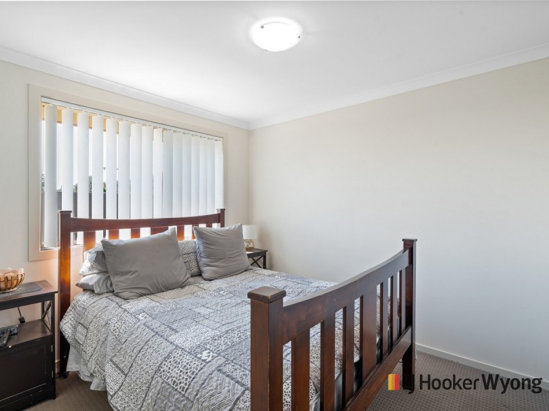 1 Oakmont Place, Woongarrah NSW 2259