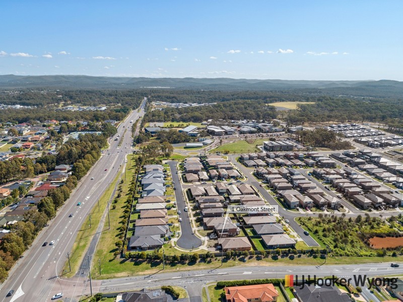 1 Oakmont Place, Woongarrah NSW 2259