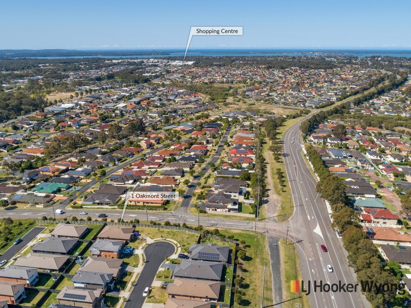 1 Oakmont Place, Woongarrah NSW 2259