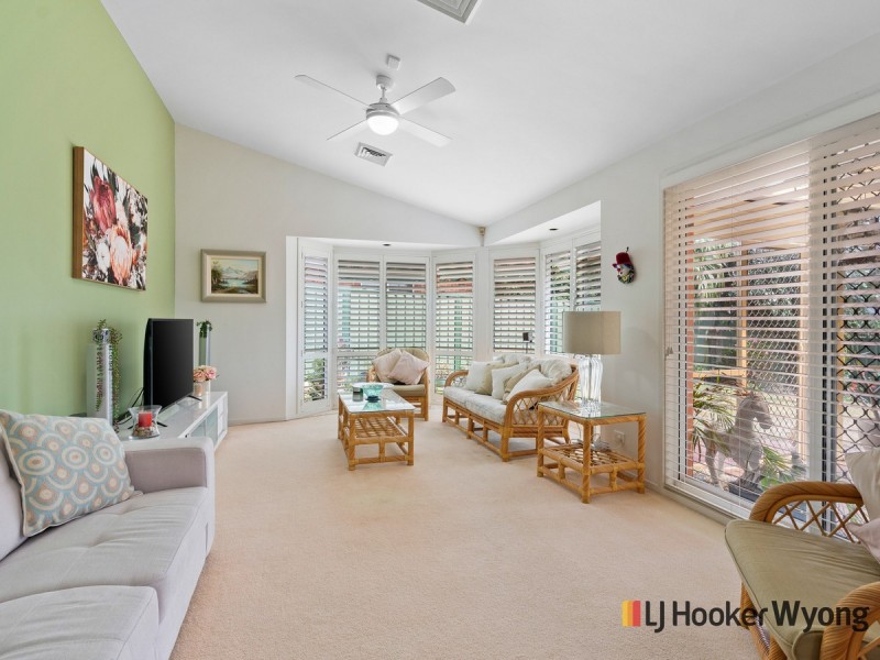 10 Fishburn Crescent, Watanobbi NSW 2259