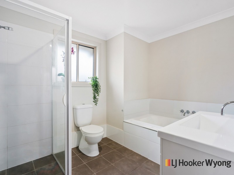 15 Addison Avenue, Woongarrah NSW 2259