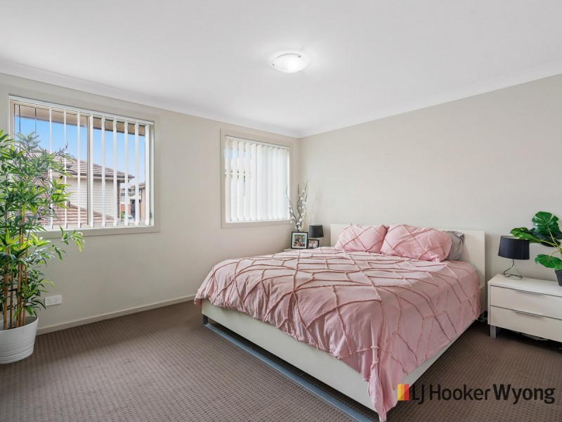 15 Addison Avenue, Woongarrah NSW 2259