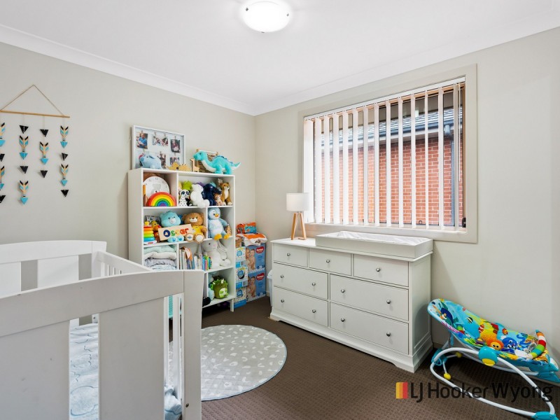 15 Addison Avenue, Woongarrah NSW 2259