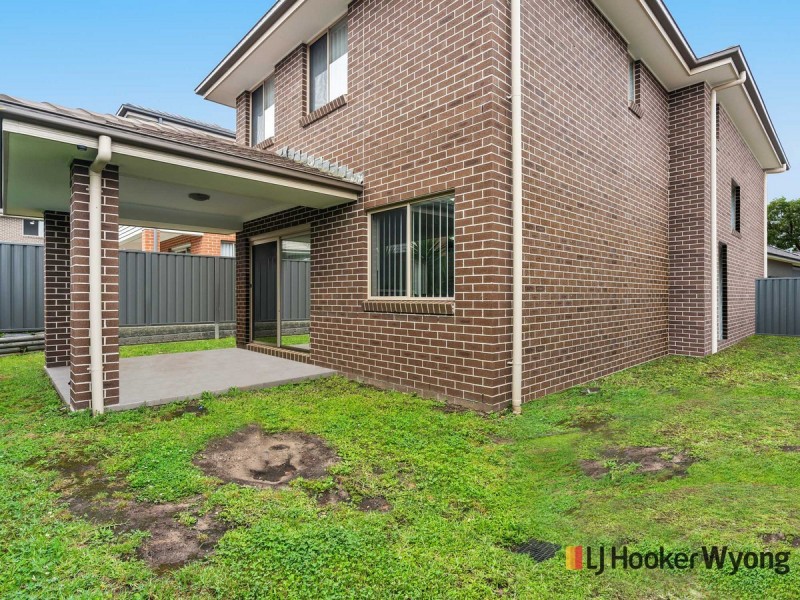 15 Addison Avenue, Woongarrah NSW 2259