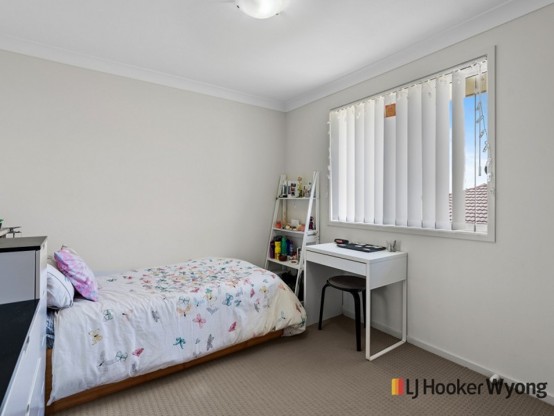 12 Chestnut Grove, Woongarrah NSW 2259