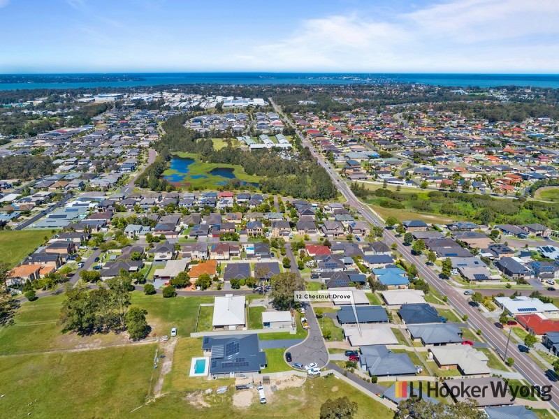 12 Chestnut Grove, Woongarrah NSW 2259